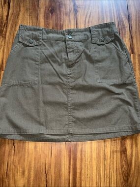 Fashion Bug Olive Green Mini Skirt Size 8